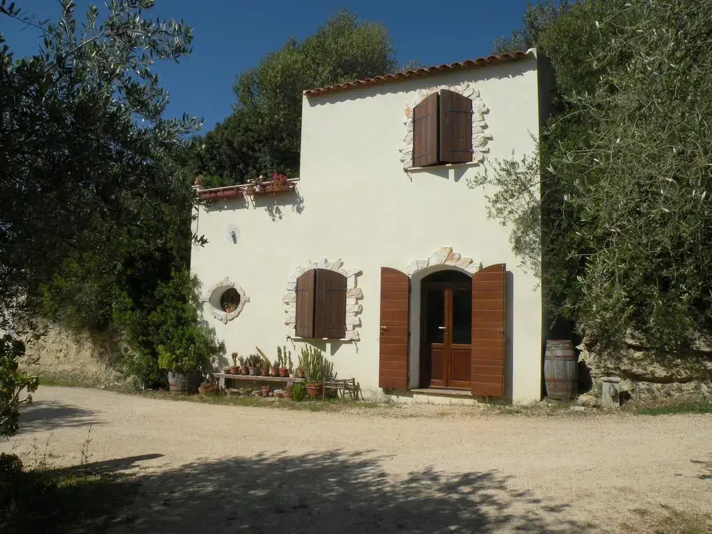 Borgo delle XIII Fontane