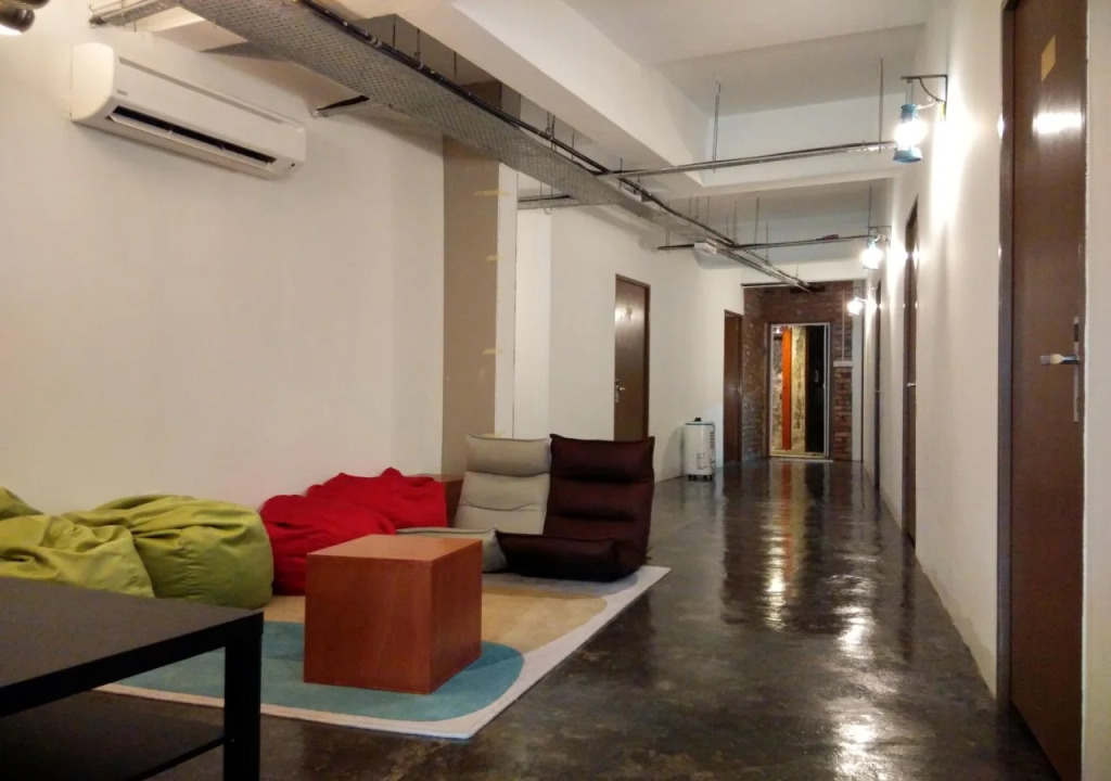 Alor Bunker Home