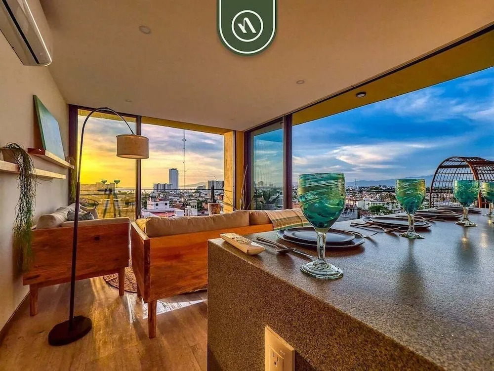 Brand New 2BR APT - Stunning Ocean & Sunset Views