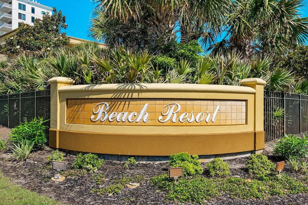 Beach Resort 310