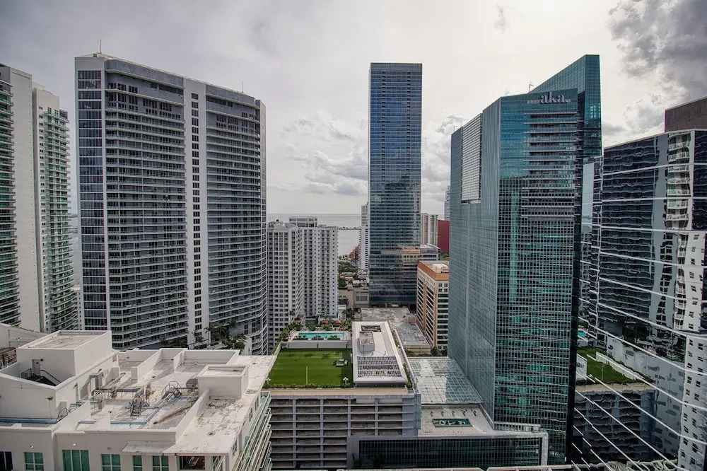 OneLuxStay in the Heart of Brickell