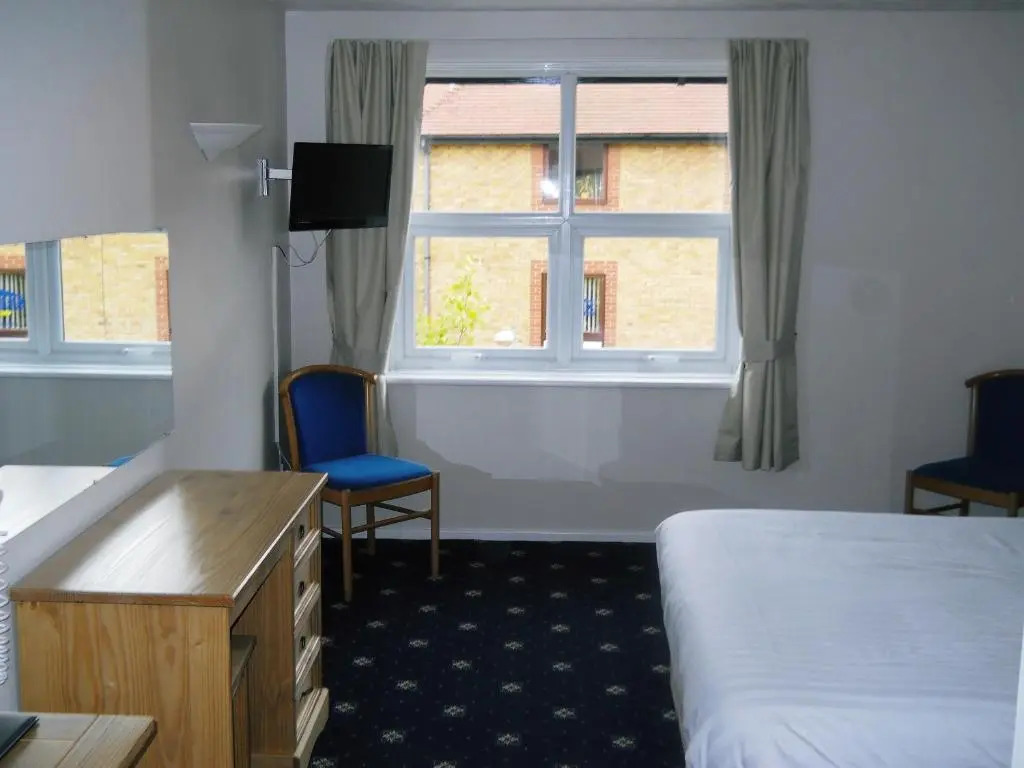 The Oakland Hotel