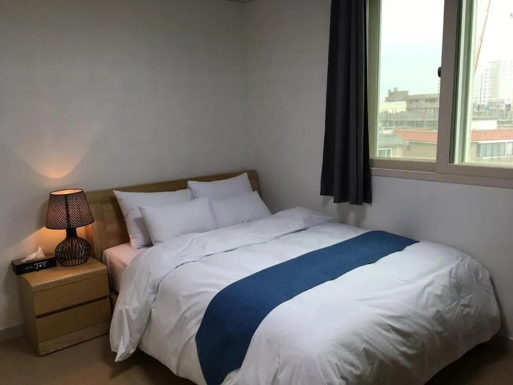 Hotel Joy near Camp Humphres