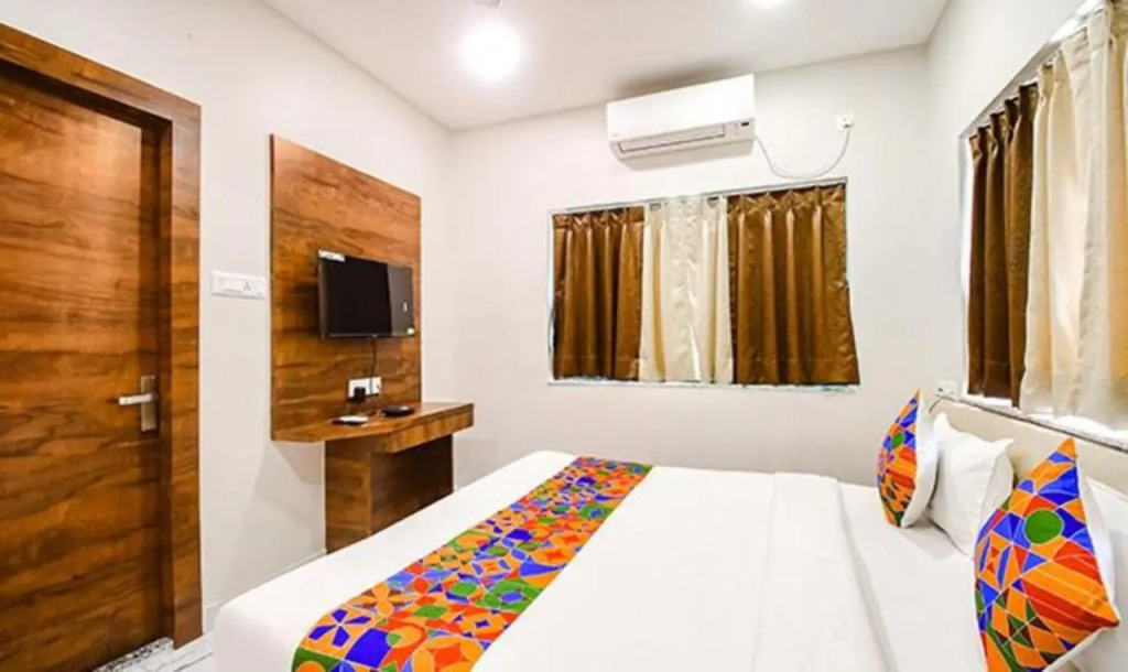 FabHotel Dak Plaza