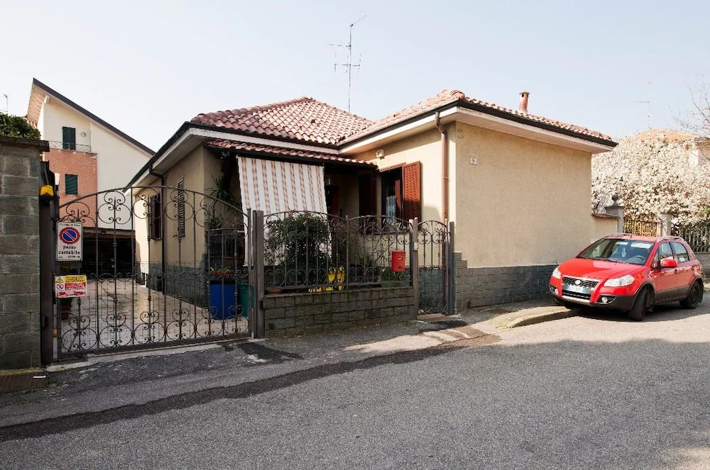 Monteceneri 9 B&b