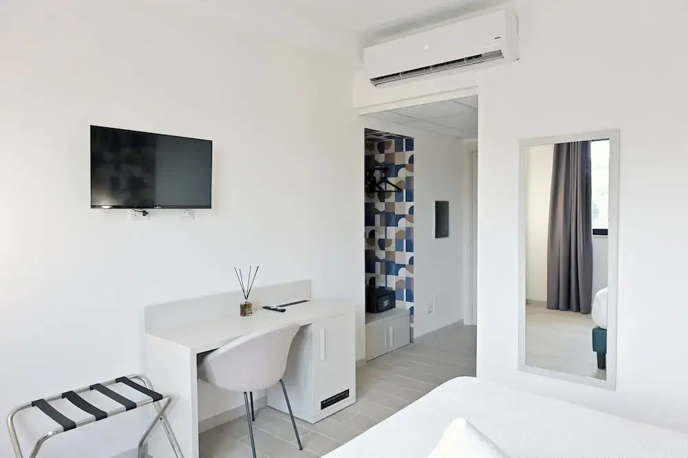 Hotel HE Roma
