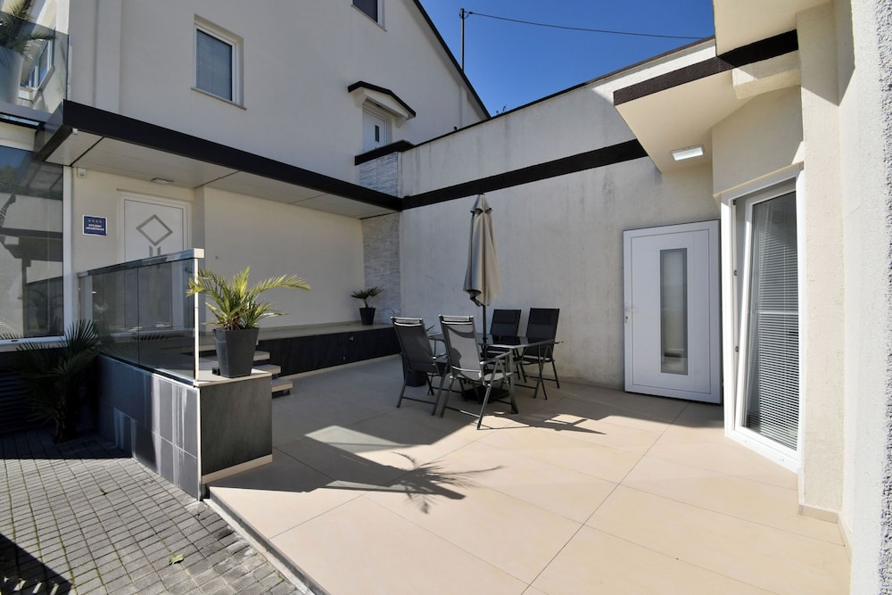 House Luxury