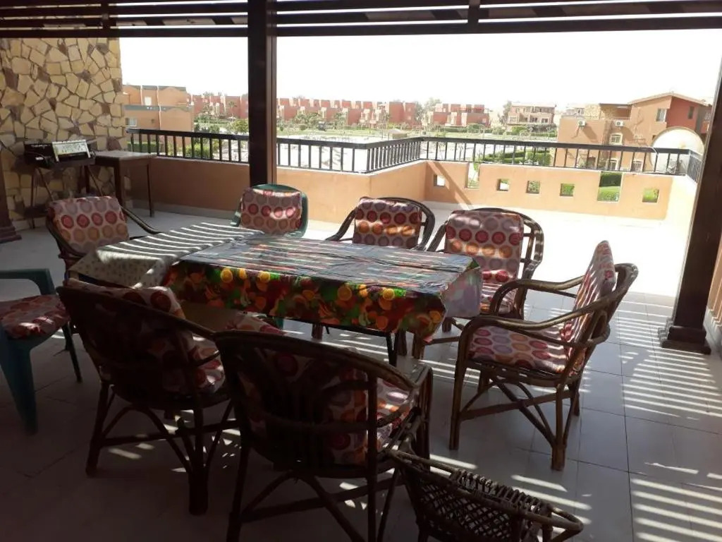 Marina Wadi Degla Villa Duplex 4 Bedrooms