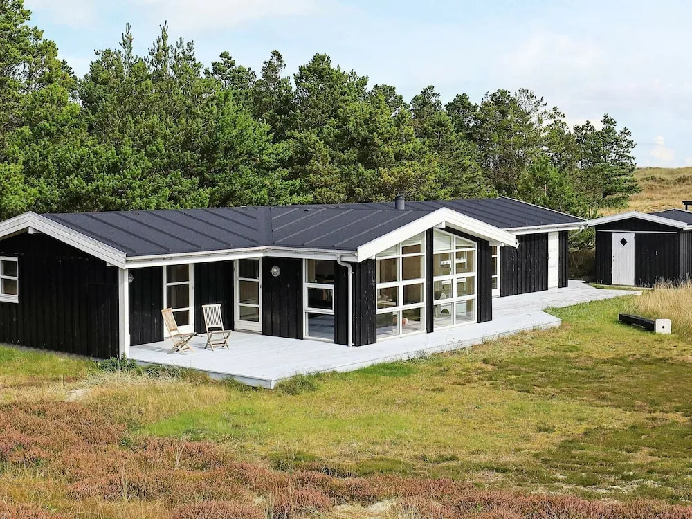 Alluring Holiday Home in Jutland Near the Beach