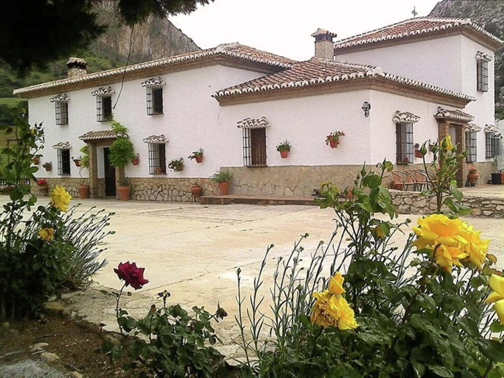 Luxurious Villa in Loja With Swimming Pool