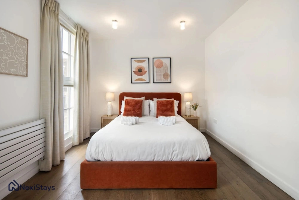 1 Min Walk to Euston Station Luxury Townhouse