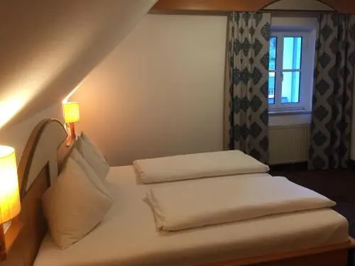 Gasthof-Hotel Goldenes Schiff