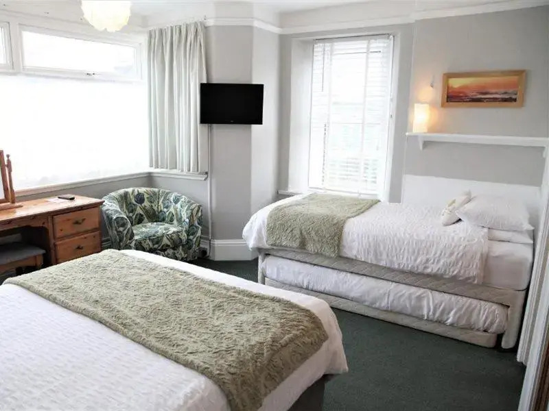 Summer Breeze Guest House