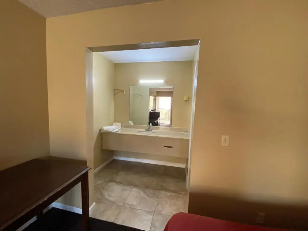 Budget Inn