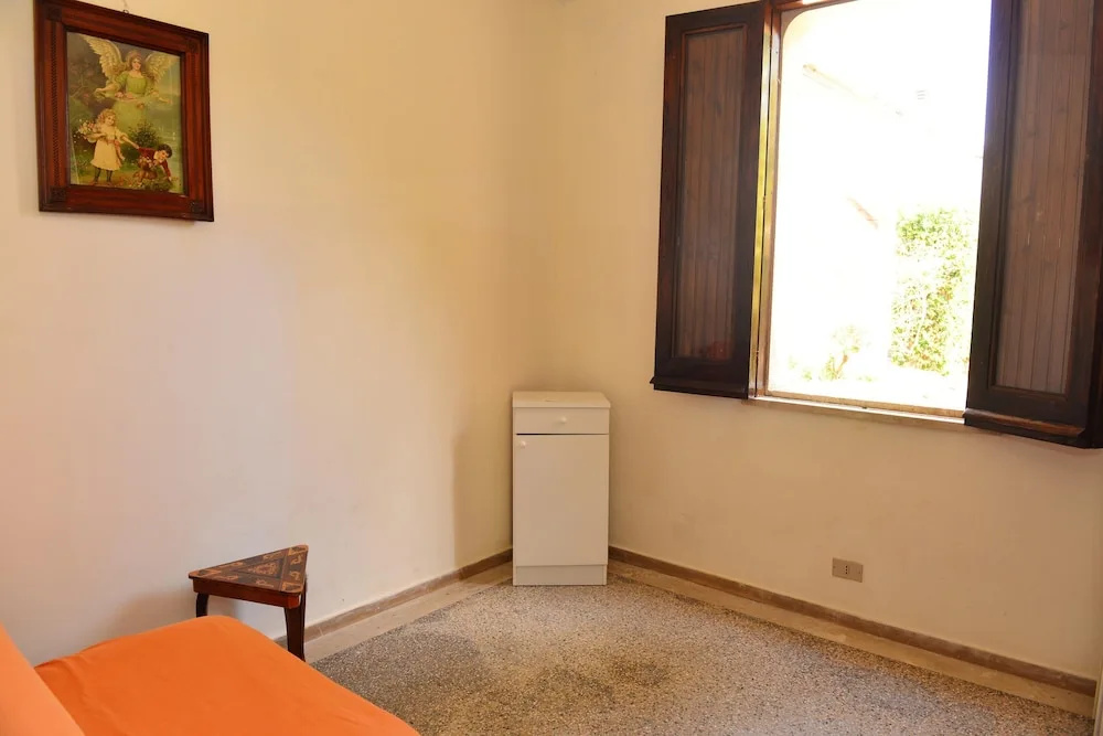 House With 3 Bedrooms in San Corrado di Fuori, With Wonderful sea View, Enclosed Garden and Wifi Near the Slopes