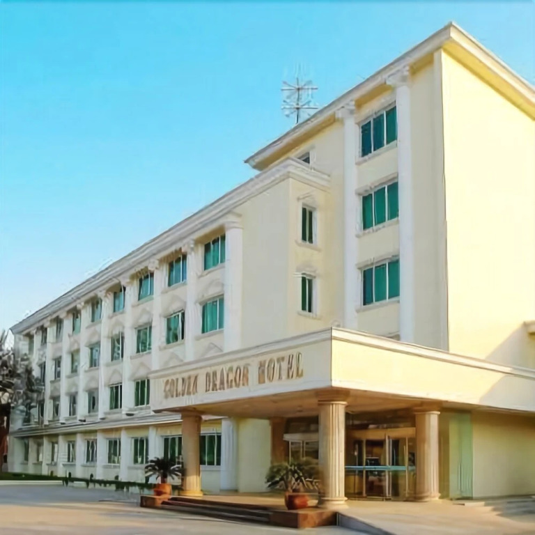 Golden Dragon Hotel(新乡金龙大酒店)