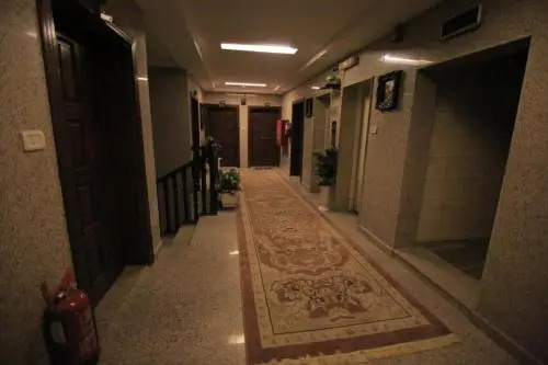 Asalat Al Hamra Furnished Units