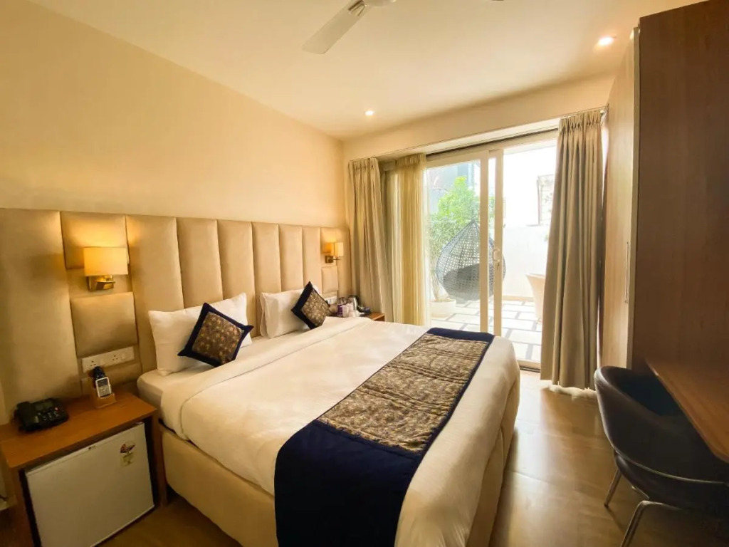Sky Suites Huda City Center