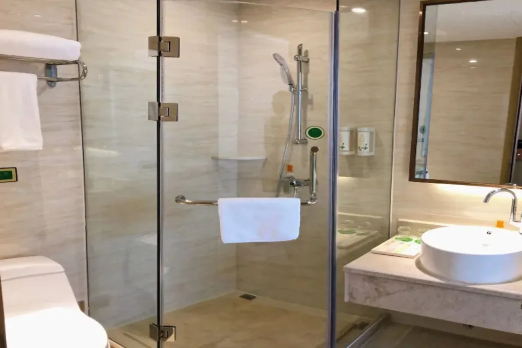 Vienna Hotel (Dongguan Huanjiang Tianhong Center)