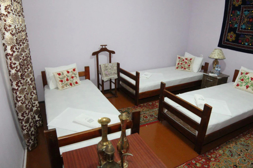 Hotel Al Mansur