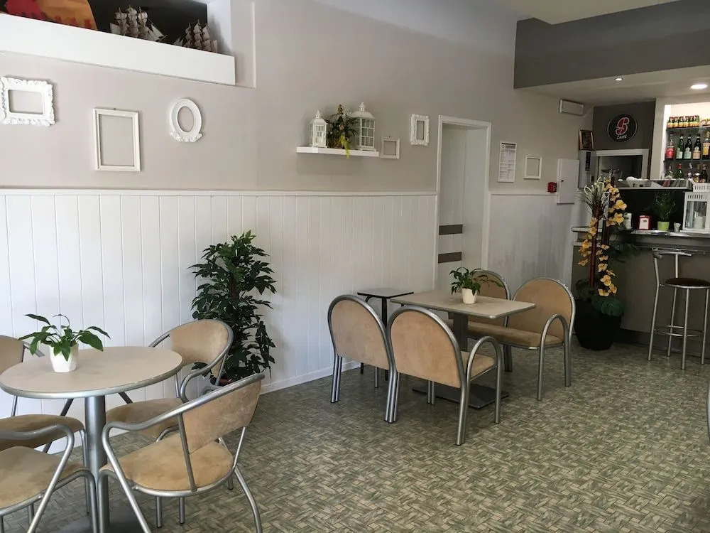 Hotel Lina
