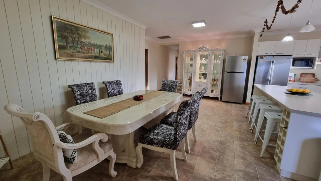 Spacious Holiday Home - Waikerie