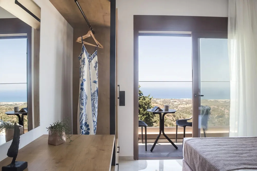 Villa Santa Ιrini 1 - With Heated Pool