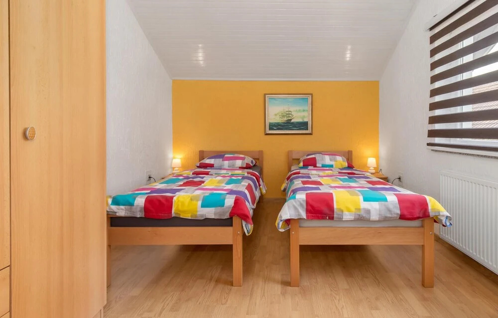 Beautiful Apartment in Otocac With Wifi and 2 Bedrooms