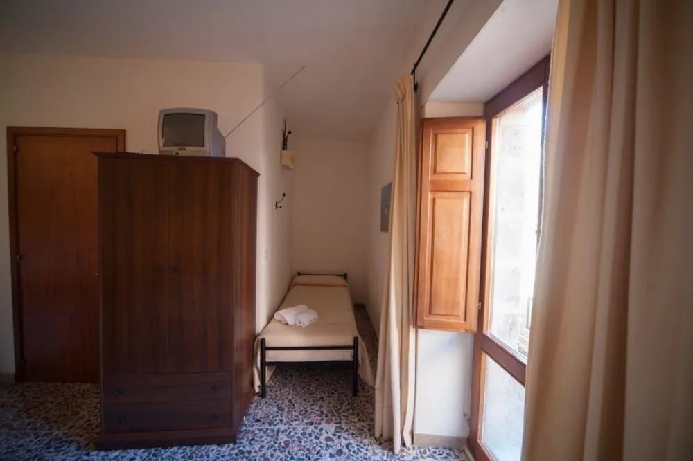 Su Ghindalu Guesthouse