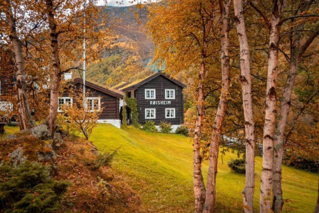 Røisheim Hotell og Skysstasjon