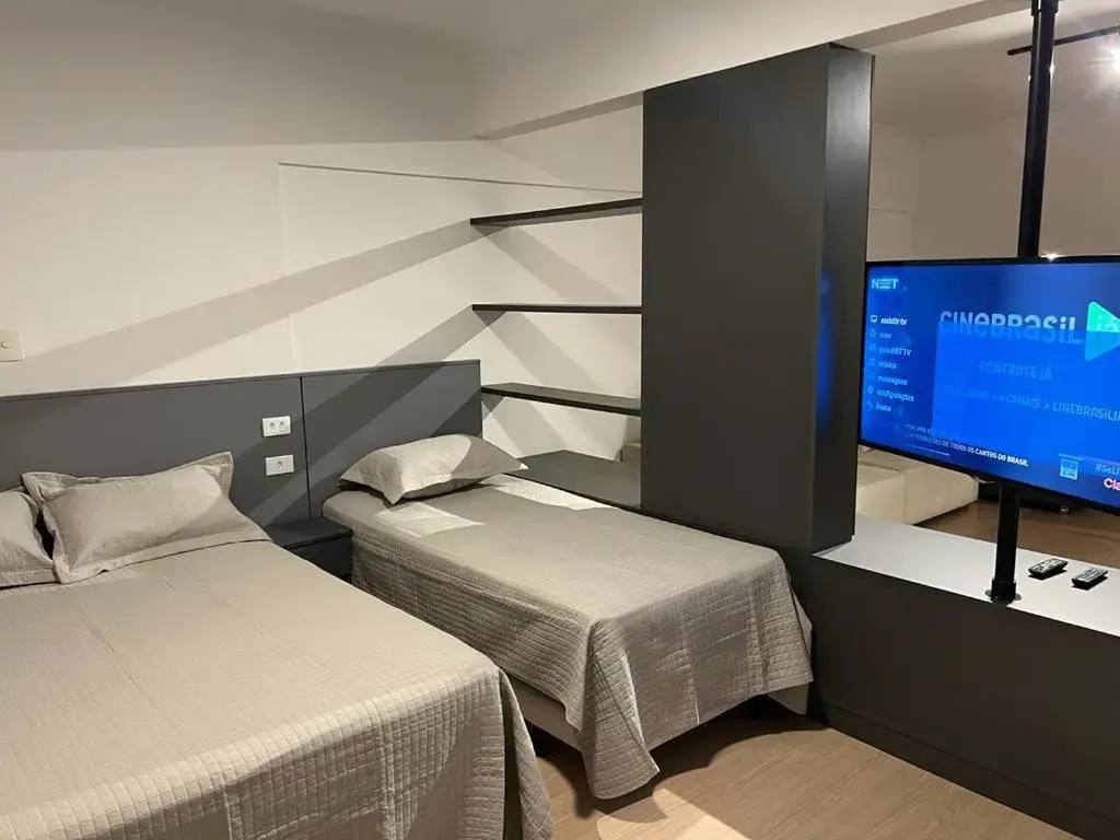 Apartamento para pessoas de família ou a negócio, Ap Lindo aconchegante no Brás próximo igreja Mundial,mercado municipal, 25 de março, templo Salomão, metro Dom Pedro ll, bancos, mercado e etc