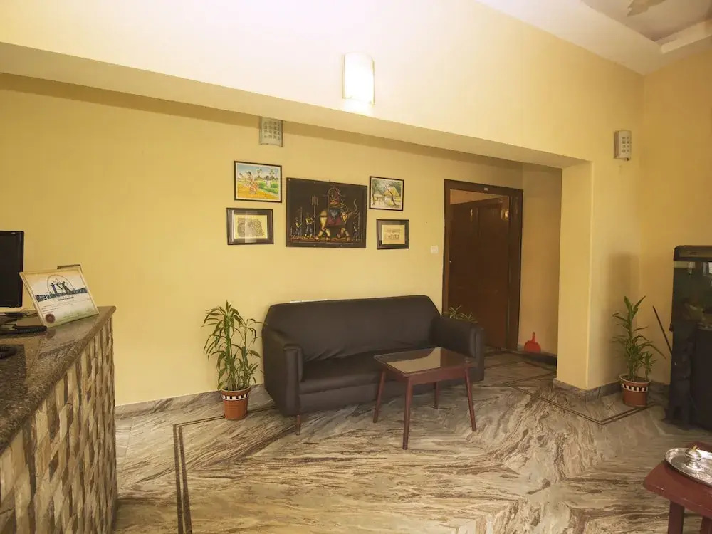 Oyo 15953 North Bengal Guest House