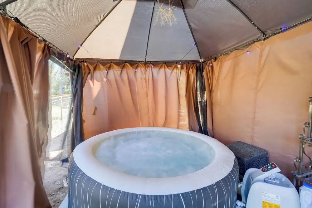 Hot Tub & Mountain Views: Payson Vacation Rental