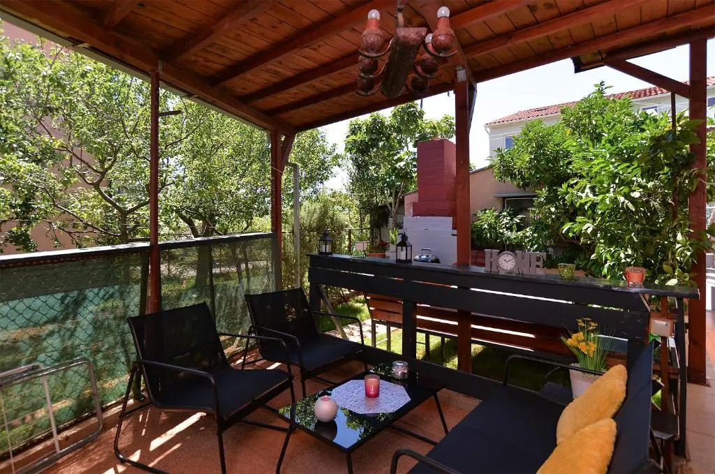 Apartment Dulijana 2042