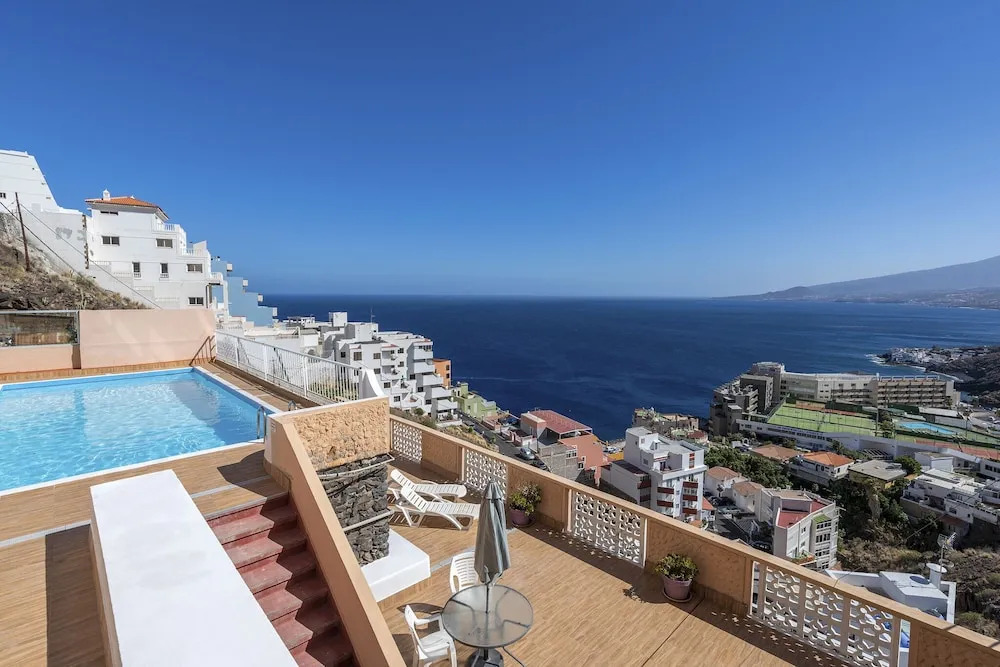 HomeLike Panoramic Sea Views Loft Wifi
