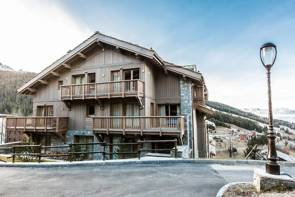 Whistler Lodge Penthouse T6 B13-14