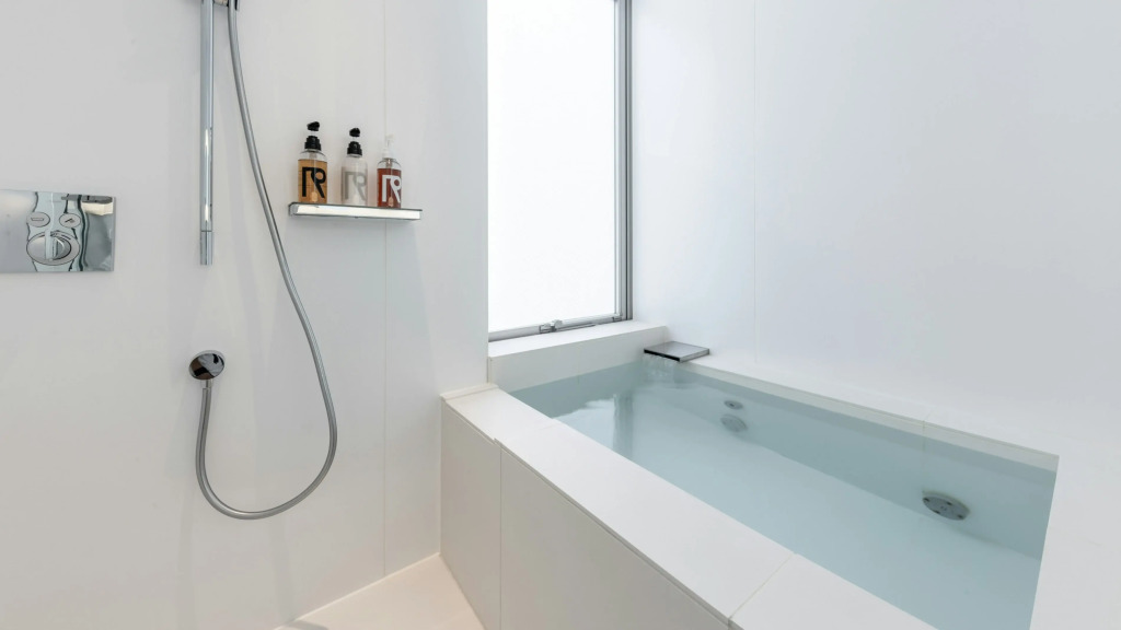 CUVEE J2 HOTEL OSAKA by Onko Chishin