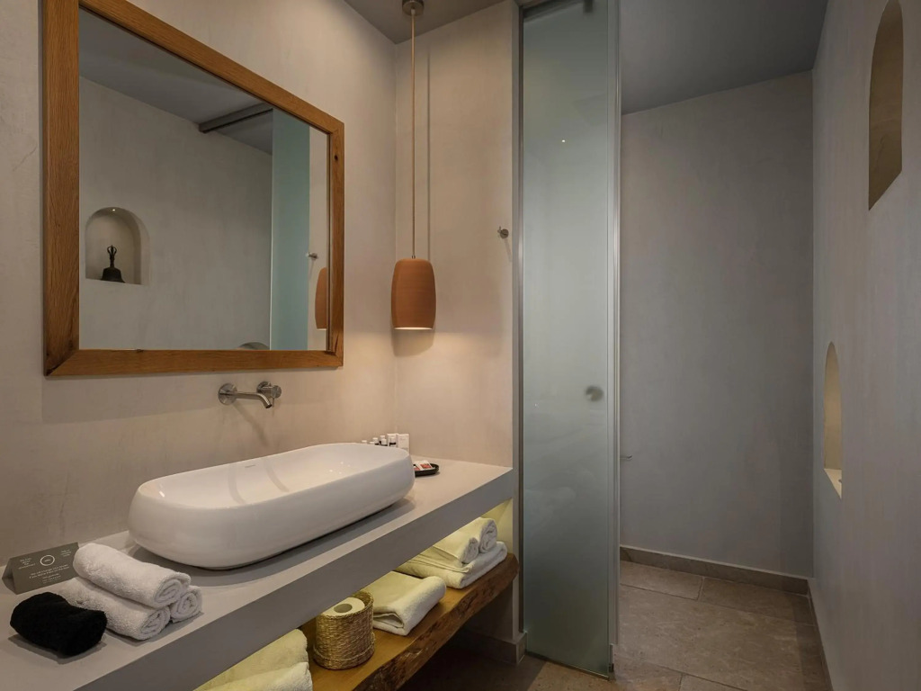 The Theodore Boutique Hotel- adults only 16 plus