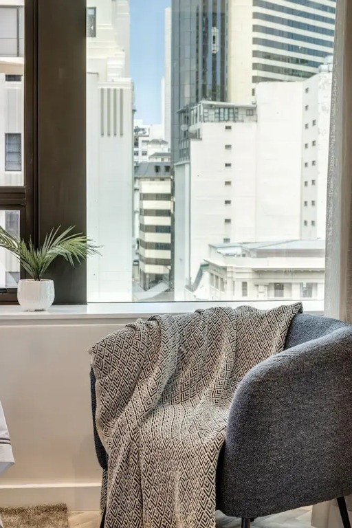 Classy 1bed Apartment in Cape Town City Suite 1001