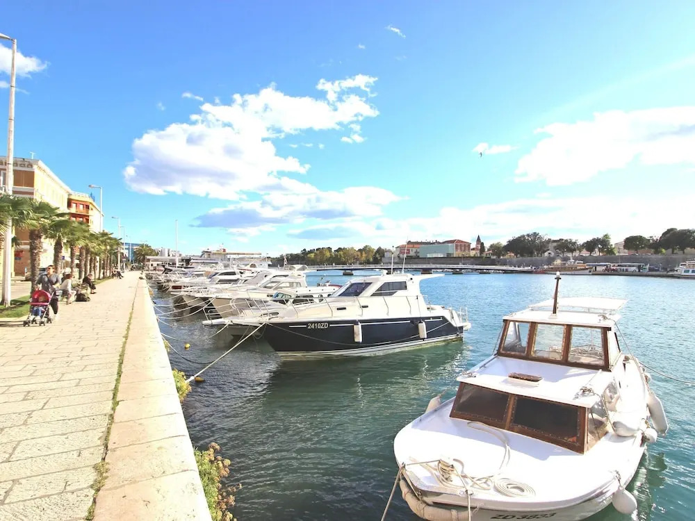 Comfortable Apartment in Zadar With TV