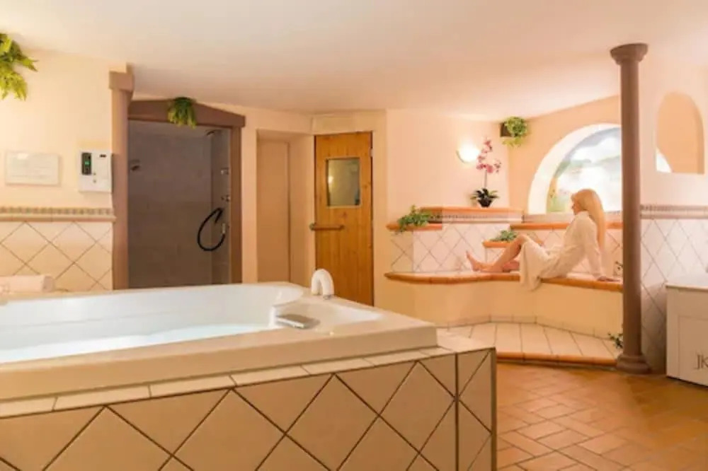 Hotel - Restaurant Bastenhaus