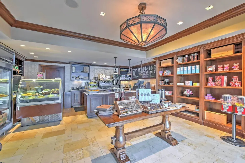 Luxe Montage Deer Valley Retreat: Ski-in/ski-out!