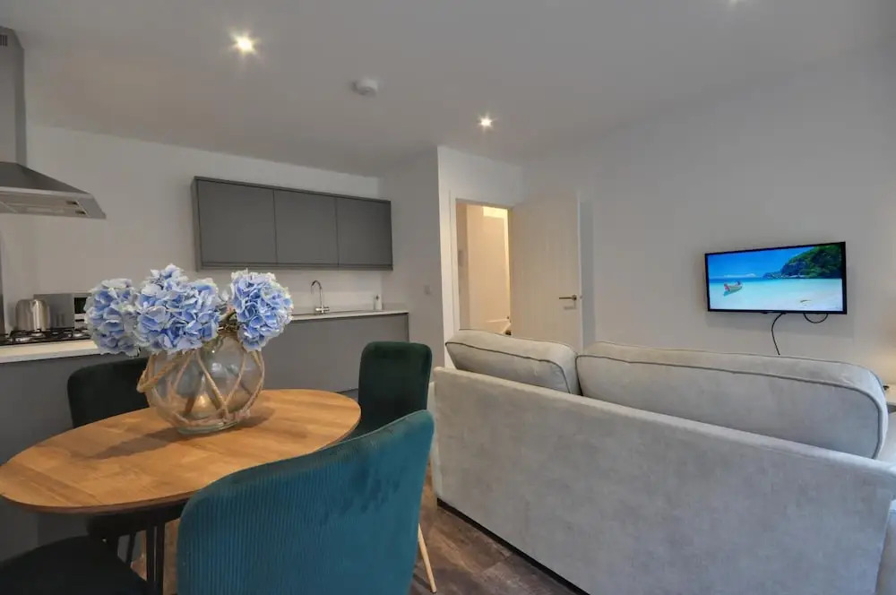 Kahuna - Modern 1 Bedroom Apartment