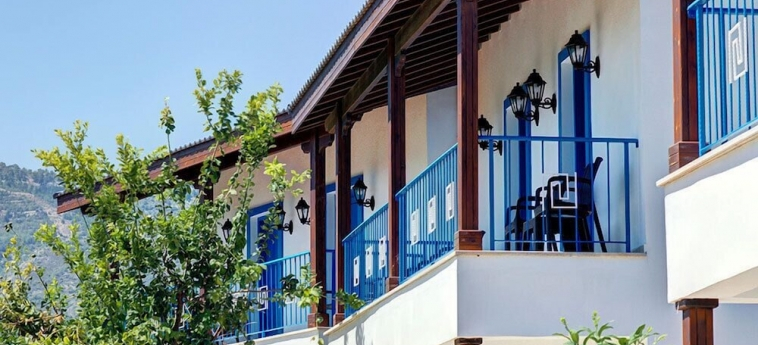 Queen Aphrodite Hotel