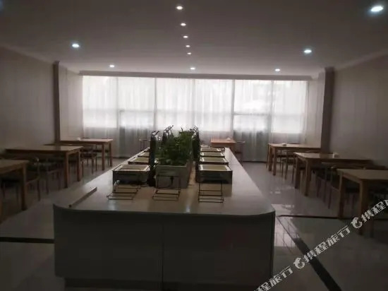 Home Inn Pebble Hotel (Changzhou University City)