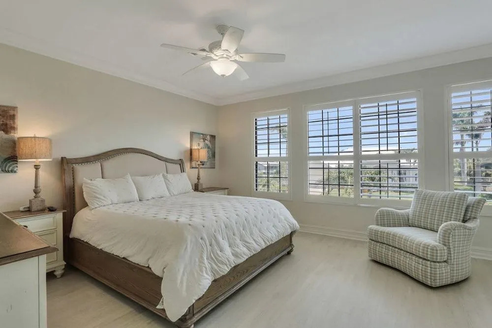 Spinnaker Home #62228