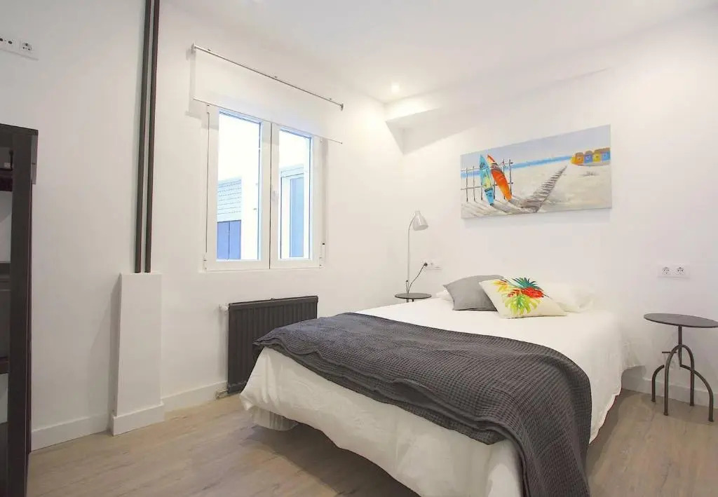 Stunning Apartment for 8 people in Salamanca City by Batuecas