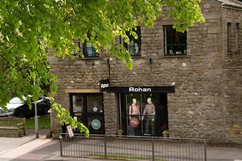 Maypole Inn