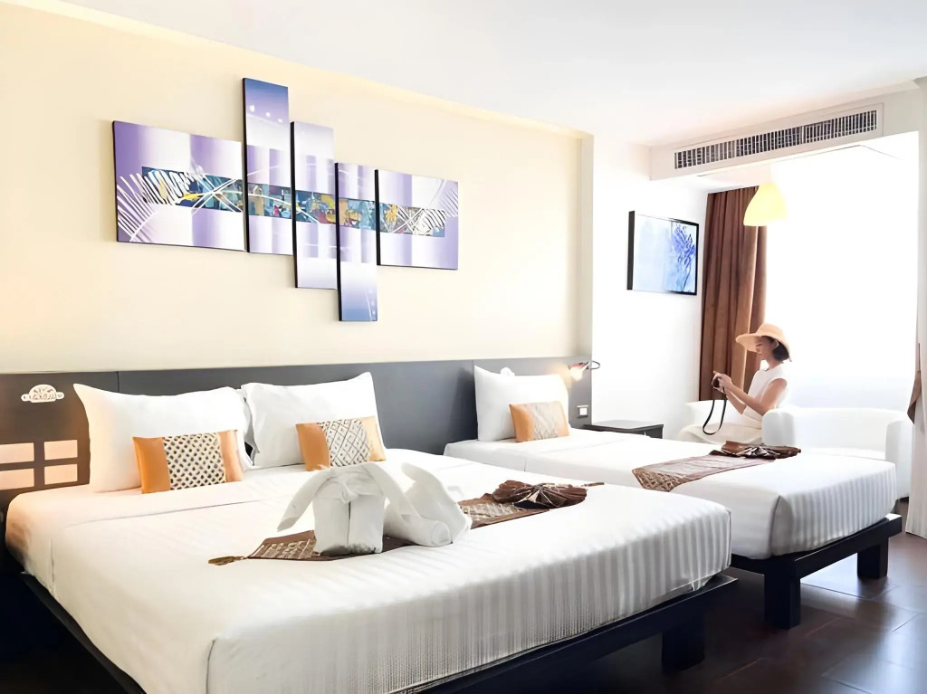Arthitaya Green Nature Hotel & Lakkhana Poolside Resort
