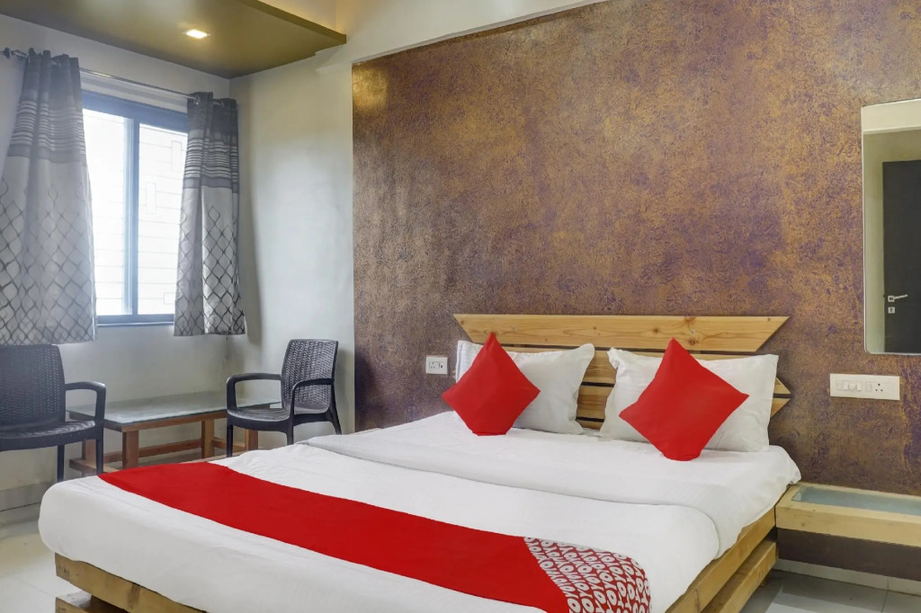 OYO 75368 Hotel Aarambh